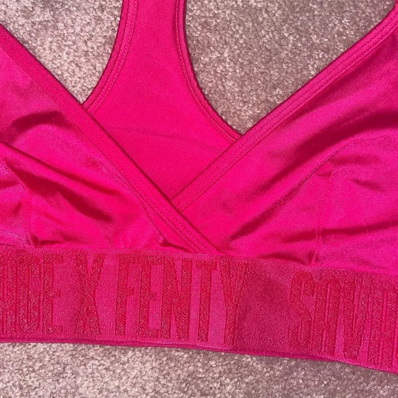SAVAGE X FENTY HOT PINK FOREVER SAVAGE BRALETTE SIZE SMALL - Picture 7 of 11